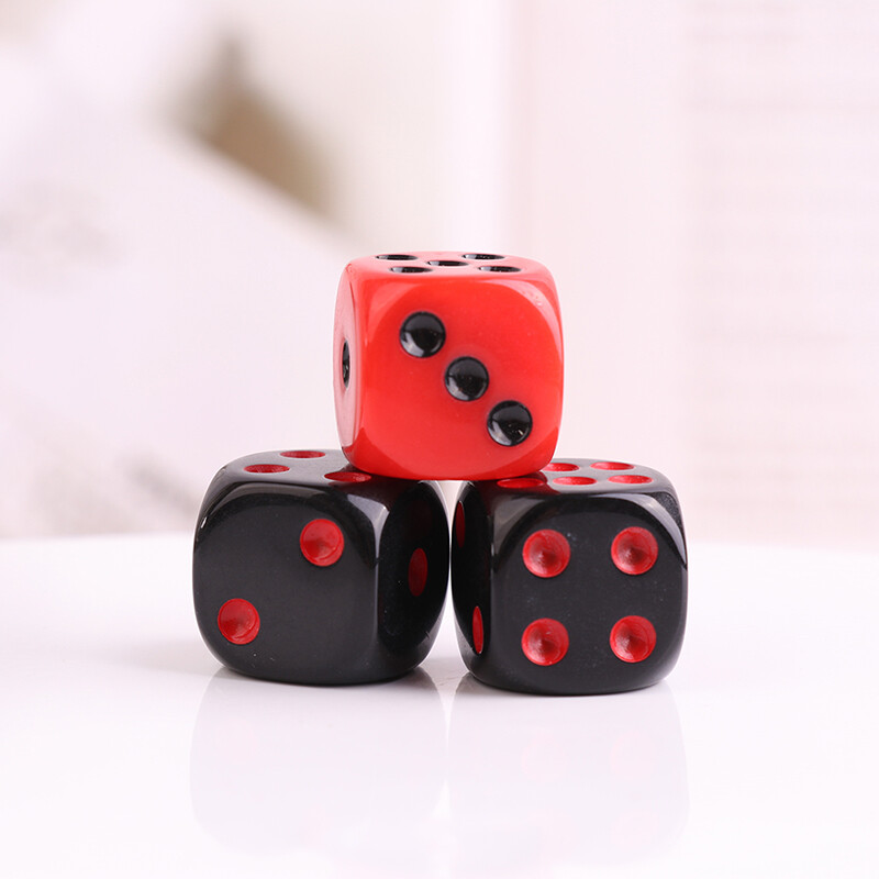 10Pcs 16mm crveno crna 6 strana Spot D6 set kockica za igranje neprozirnih kockica za bar pub klub party društvena igra visoke kvalitete