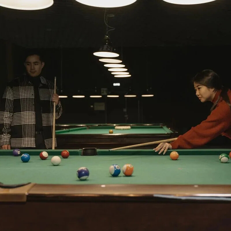 1 vnt. 52,5/57,2 mm standartinis biliardo kamuoliukas su lazda