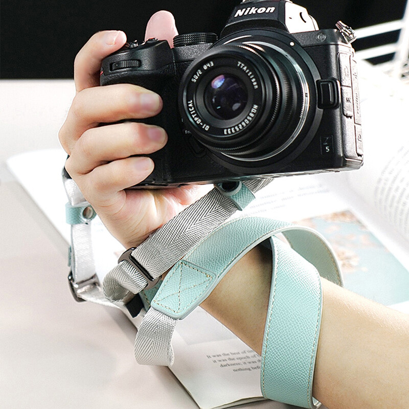 Бързо освобождаваща се каишка за рамо на фотоапарата Универсална издръжлива каишка за врат Crossbody Rope за Sony Nikon Canon Fuji Panasonic Olympus MFT