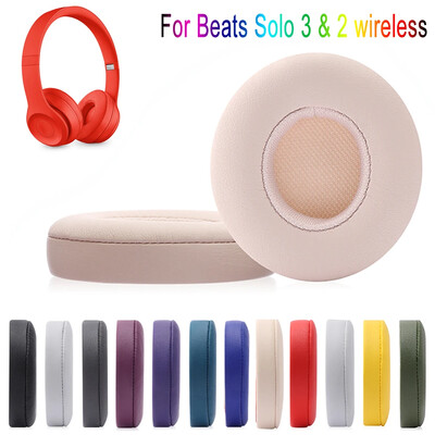 Csere fülpárnák a Beats Solo 2-hez és 3-hoz a Wicked Cushions fülpárnáihoz. Fülpárnák a Beats Solo3 vezeték nélküli fülre helyezhető fejhallgatóhoz - Fehér nyomtatás