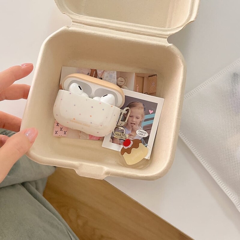 Kuum armas multikas karu kõrvaklappide kaitseümbris AirPodidele 1 2 3 4 Pro 2. Pehme kukkumisvastane kate imelise ripatsiga