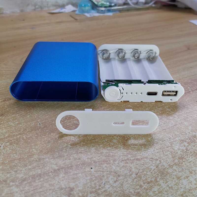 Kutija za pohranu baterija Brzina punjenja Pražnjenje Aluminijska legura tipa C Bez lemljenja 4 ćelije 18650 Kutija za baterije za putovanja