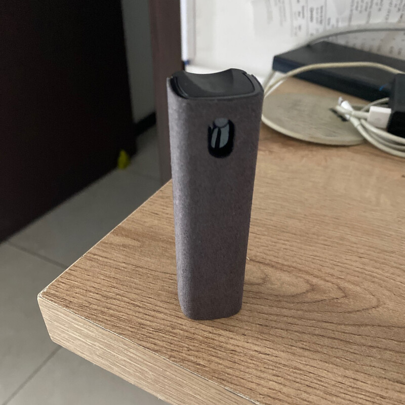 2-ühes telefoniekraani puhastusvahend pihustatav arvuti mobiiltelefoni ekraani tolmueemaldusvahend mikrokiudlapp iPhone`i jaoks Apple Polish