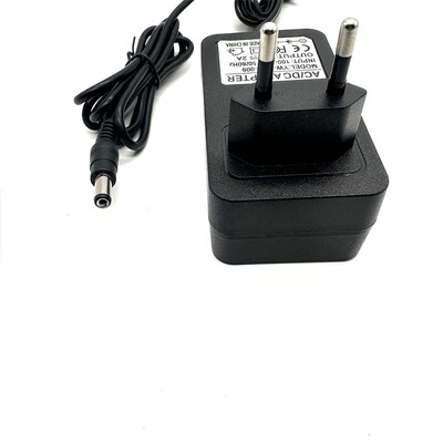 9V 2A maitinimo šaltinio įkroviklio adapteris USB C tipo C DC 5,5 mm x 2,1 mm 5,5 x 2,1 mm / 5,5 mm x 2,5 mm 5,5 x 2,5 mm universalus