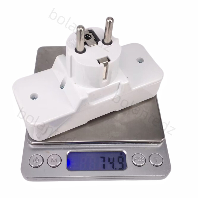 Bijela prijenosna 250 V 6/10 A univerzalna putna adapterska utičnica europska produžna utičnica pretvarač struje s prekidačem za svjetlo