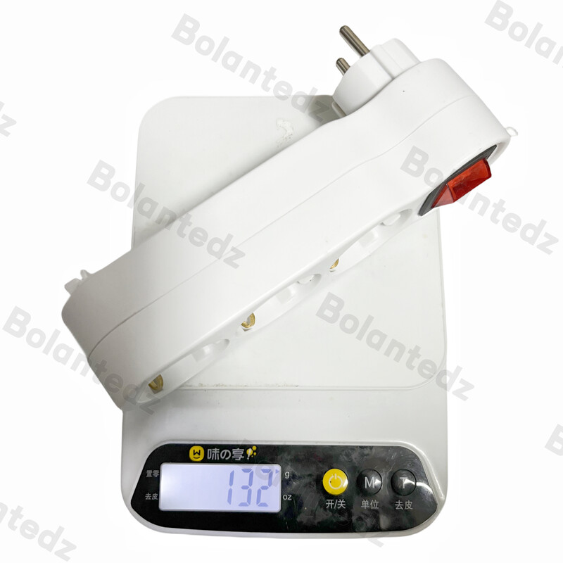 Drop Ship & Wholesale 16A Euroopa tüübi teisenduspistik 1-3-suunaline EU standardse toiteadapteri pistikupesa 28. märts