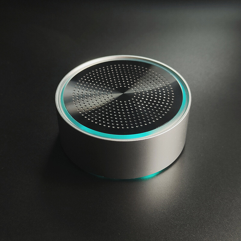 Bežični Bluetooth zvučnik Premium M4 Aluminijska prijenosna mini TF kartica TWS Interconnect Radio Ugrađeni mikrofon Svjetlo RGB