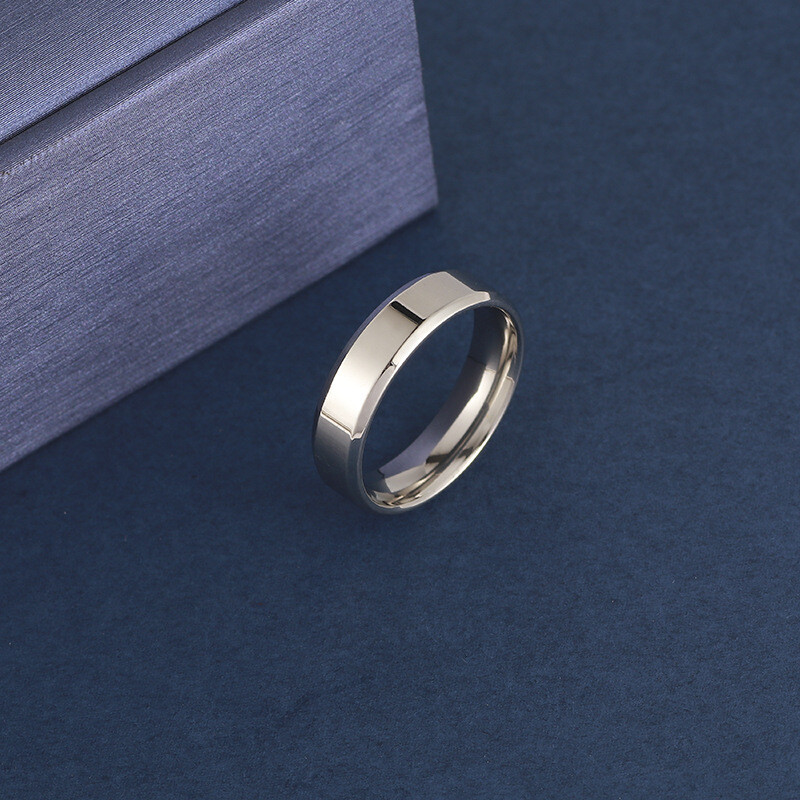 Magiškas europietiškas ir amerikietiškas pokerio blizgus veidrodinis paprastas žiedas didelės raiškos atspindintis titano plieno žiedas ryškus nerūdijančio plieno kortelių skaitymo žiedas