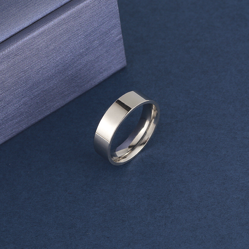 Magiškas europietiškas ir amerikietiškas pokerio blizgus veidrodinis paprastas žiedas didelės raiškos atspindintis titano plieno žiedas ryškus nerūdijančio plieno kortelių skaitymo žiedas