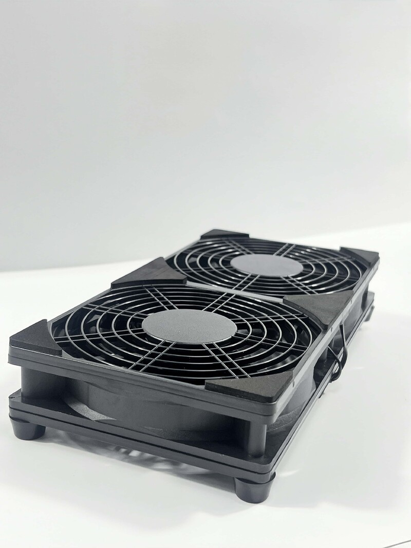 Ventilator za hlađenje USB sučelja ABS, može se koristiti za prijenosna računala/računala/telefone/usmjerivače, s brzinom od 1400, prenosiv, Plug and Play.