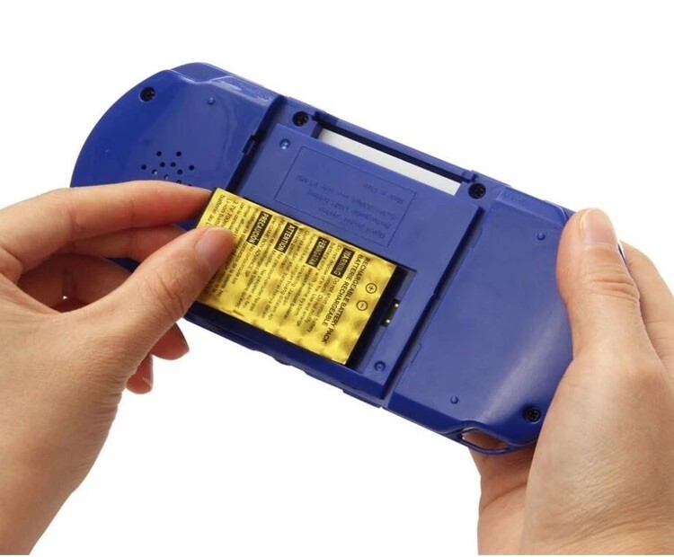 16-bitni Retro PXP3 Slim Station Player za videoigre Ručna igraća konzola 2 komada ugrađene kartice za igru 150 klasičnih igara