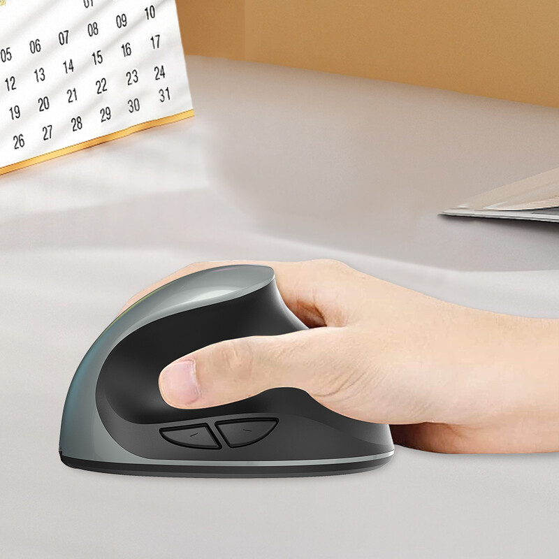 2.4G okomiti bežični miš Punjivi okomiti miš Bežični okomiti ergonomski optički miš za prijenosno stolno računalo Macbook