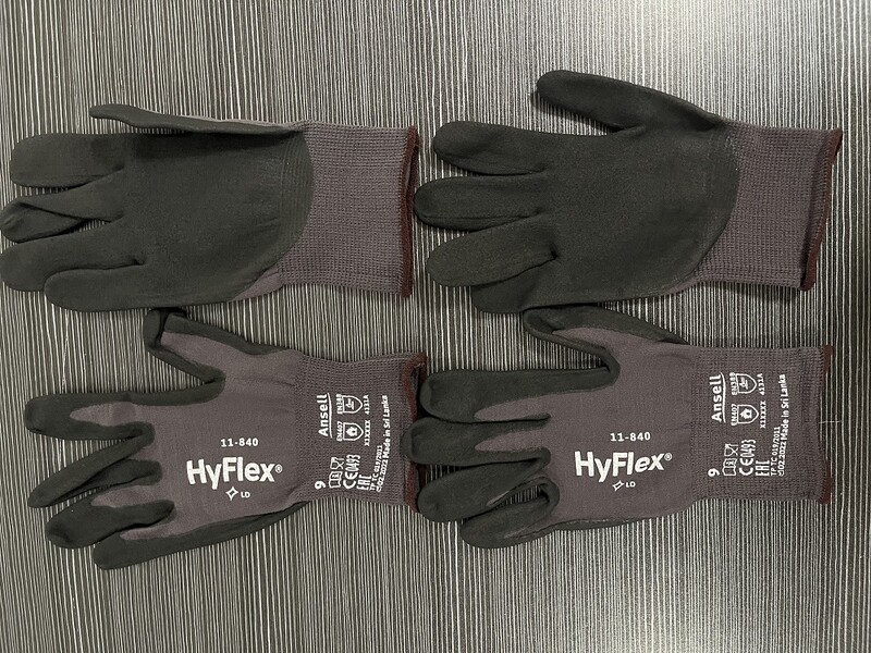 Ansell HYFLEX® 11-840(1 pereche)Negru Fotix, spumă rezistentă la uzură, acoperire cu palmă din nitril, căptușeală din nailon negru, căldură anti-contact nivel 1