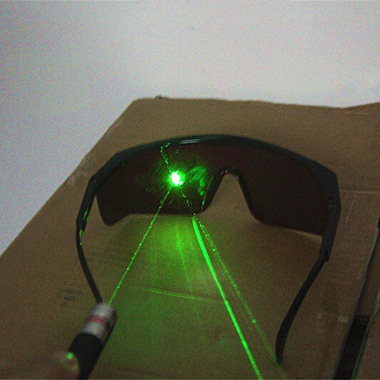 roheline Laser lilla sinine laser Ohutusprillid 190nm-1200nm Keevitus Laser IPL ilukaitseprillid Silmade kaitseprillid