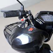 Daudzfunkcionāla motocikla ķiveres slēdzene velosipēda elektriskā skrejriteņa drošības slēdzenei. Viegli uzstādāms riteņbraukšanas aprīkojums
