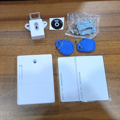 Nähtamatu magnetiline digitaalne kapi lukk Rfid plastikust ohutus Nutikas sahtel varjatud lukk Nutikas lukk pühkimiskaardi lukk