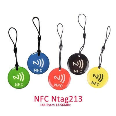 10 gab. Ntag213 NFC etiķetes marķieris ar virvi RFID 13.56MHz 144 baiti ISO14443A epoksīda karte 35mm diametrs visiem NFC iespējotiem tālruņiem