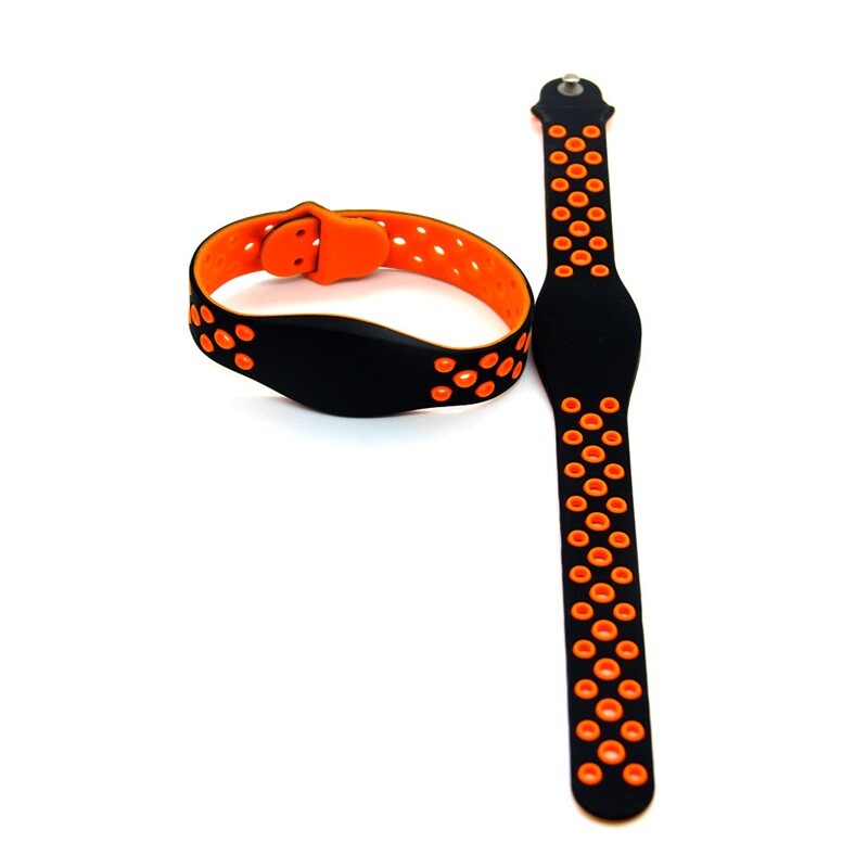 1 vnt. 125Khz RFID EM4100 apyrankė vandeniui atspari Reguliuojamas artumas Tik skaitoma Smart ID kortelė, skirta baseino saunai