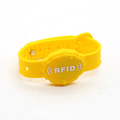 125KHz T5577 kloonkoopia käevõru EM4305 ümberkirjutatav nutikiibiga randmepael Kirjutatav võti RFID koopiamasina märgi märgikaart 1 tk