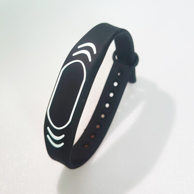 5 бр. Цветна 13,56 MHZ F08 чип ISO14443A гривна с водоустойчив и щадящ кожата силиконов материал, регулируем по размер