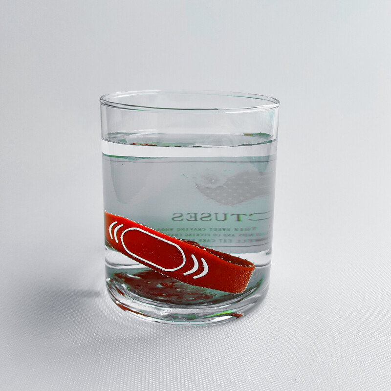 5 бр. Цветна 13,56 MHZ F08 чип ISO14443A гривна с водоустойчив и щадящ кожата силиконов материал, регулируем по размер