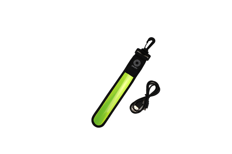 1 tk värviline helendav pulk seljakott ripats udune öö välisport ratsutamine jooksmine õpilaste koolikotid LED helkurteip