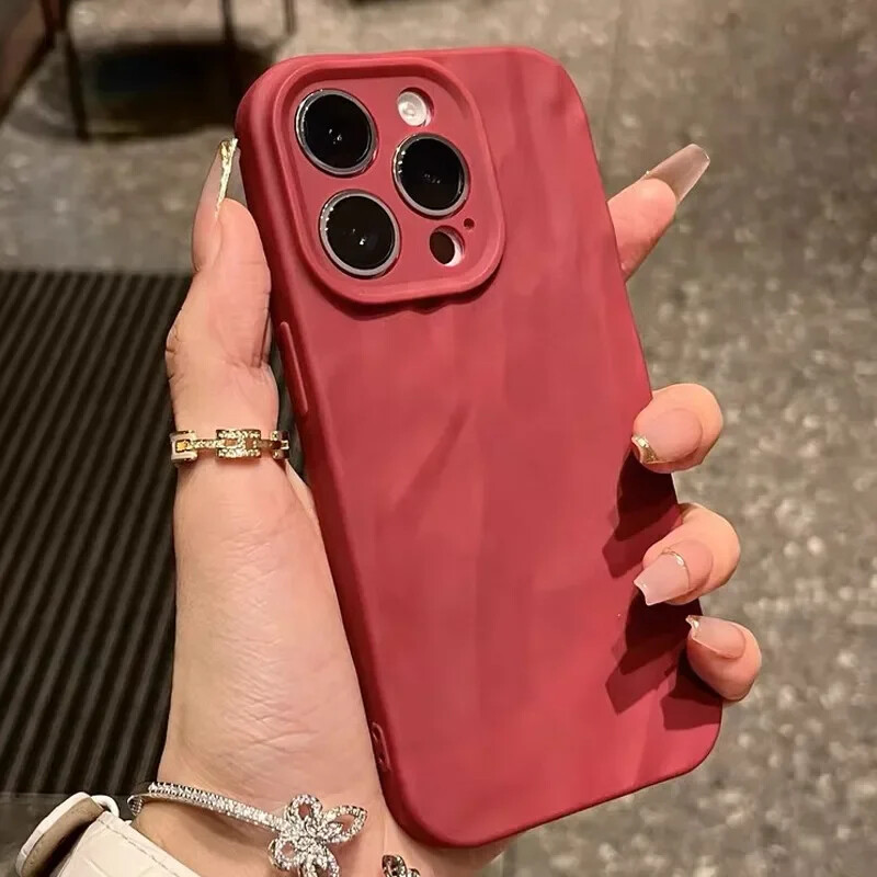 Луксозен шикозен набръчкан мек силиконов калъф за телефон за iphone 15 14 13 12 11 Pro Max X XR XS Удароустойчива броня Черно бял заден капак