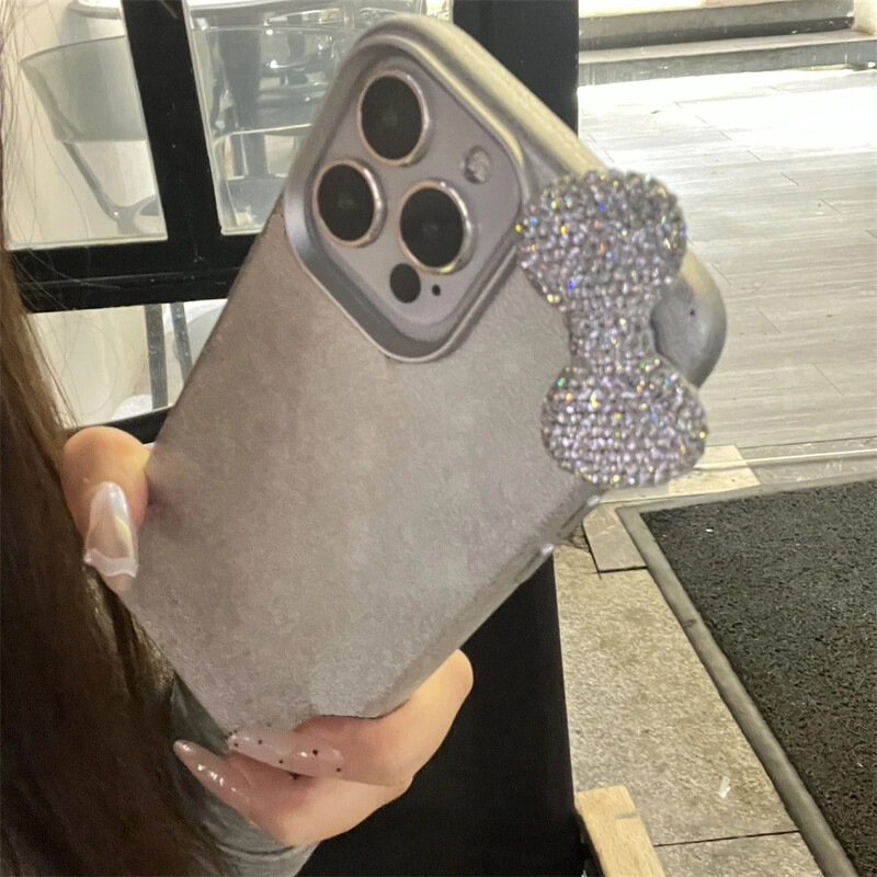 Луксозен кожен калъф с блясък и 3D кристали с панделка с личи за iPhone 16 Pro Max 15 13 12 11 14 Plus момиче с мека корица