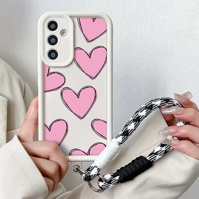 Калъф с каишка за закачане на китката с верижка за Samsung S24 S23 S22 S21 Plus Ultra S20 FE A50 A05 A10 11 03 04 30 20 Капак за ремък с любовно сърце