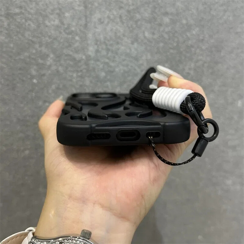 Калъф за телефон с кухо разсейване на топлината 3D пламък за iPhone 16 Pro Max 15 14 13 12 11 Pro Max Plus Мода с лента за китка Меко покритие