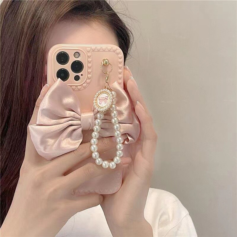 Сладък луксозен моден 3d Bow Pearl Bracelet Girl Мек калъф за Iphone 15 14 11 12 13 Pro MaxXr X Xs 7 8 Se Anti-drop Cover Fundas