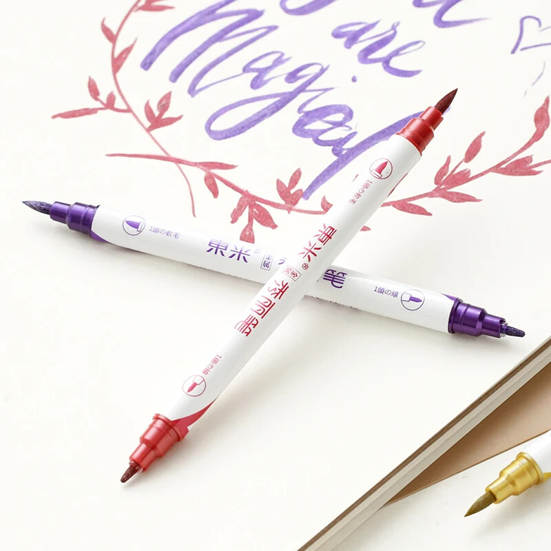 Metalne kist olovke u 10 boja Set Markeri s dvostrukim vrhom Mekana kist olovka srednje točke za kaligrafiju DIY kartice Umjetničko crtanje Pribor