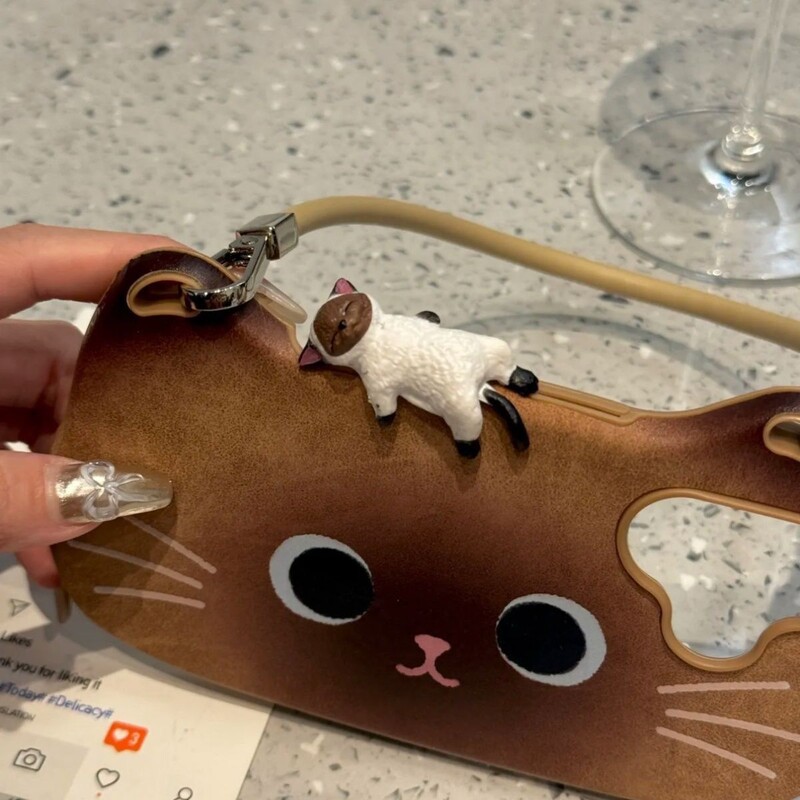 Nova telefonska torbica s remenom za ruku sa slatkim mačjim licem za iPhone 16 15 14 13 Pro Max Fashion Girl poklon zaštitna maska za telefon u obliku crtića Y2K