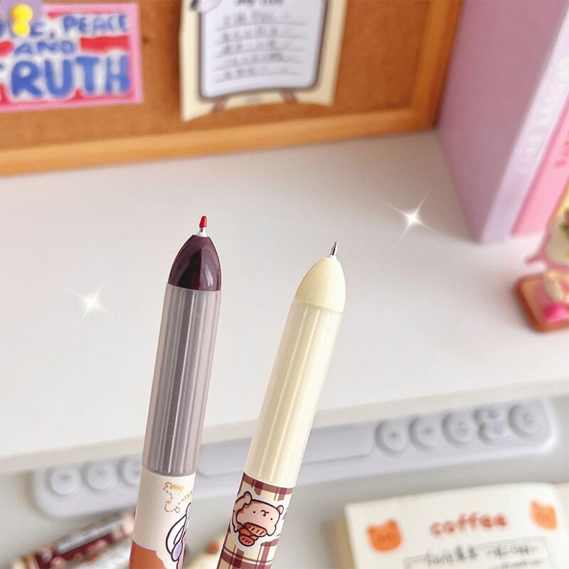 6PCS/KUTIJA Astronaut breskva crtani stil Izbrisiva gel olovka Student Friction Lako utrljavanje Kemijska olovka s crnom/plavom tintom od 0,5 mm