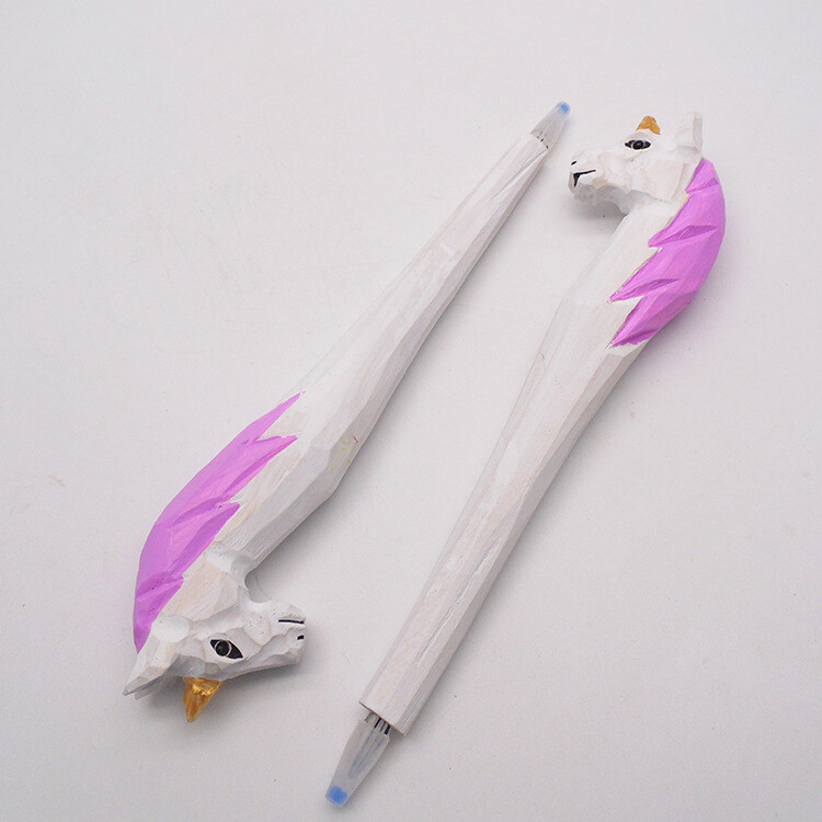 1 KOM Ručno izrađene drvene olovke s izrezbarenim životinjama Gel olovke za pisanje Crtanje Školski pribor za djecu Novost Božićni poklon Igračke