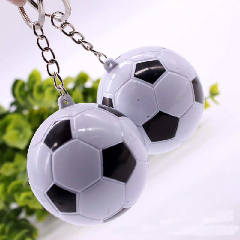 1 kom. Kreativna kemijska olovka za nogometni stil, kemijska olovka u obliku nogometa s privjeskom za ključeve, poklon za nogometnu zabavu, školski pribor