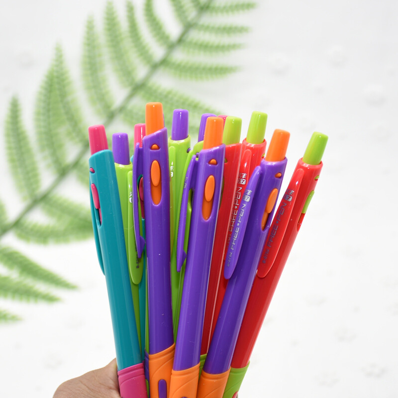 8 kom/set Plastična kemijska olovka s plavom tintom Uredski dodaci Materijal Escolar Oznaka za pisanje 0,7 mm Canetas Školski pribor