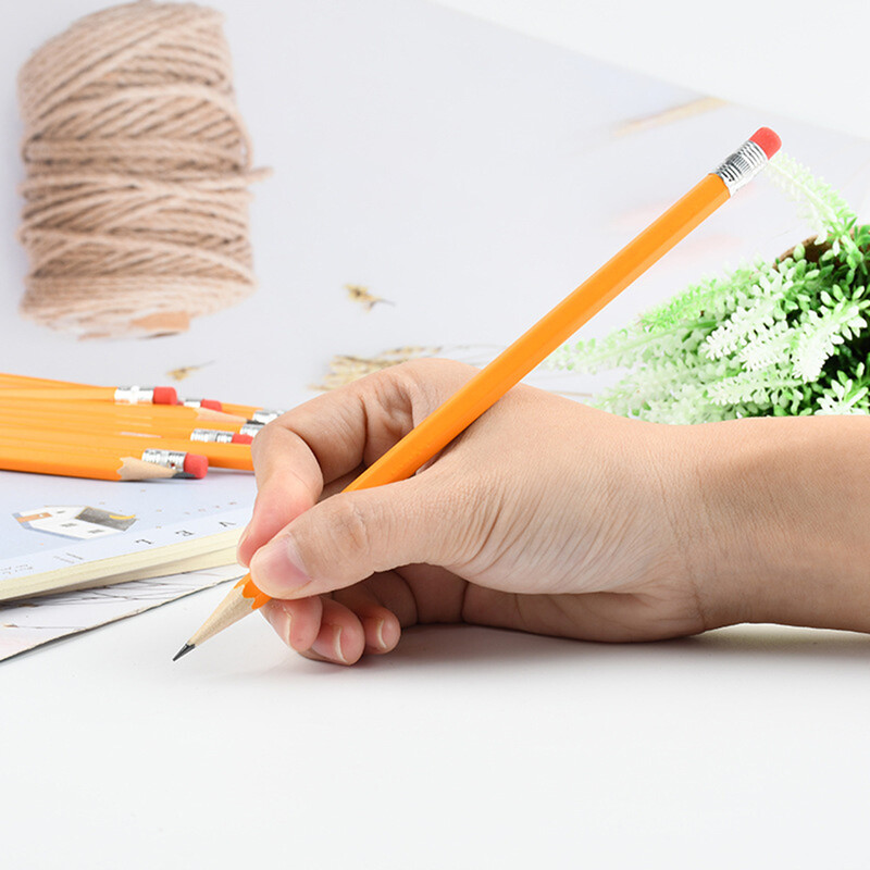 10 бр. Творчески канцеларски материали Дървен шестоъгълен жълт молив с молив с гумен HB молив за рисуване на учебни пособия