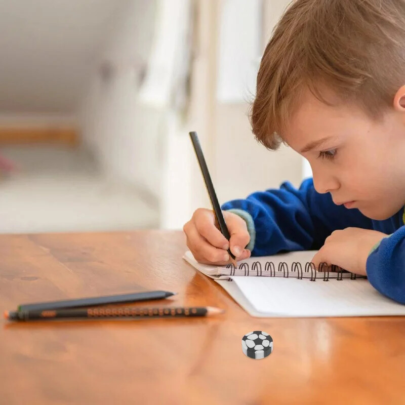 10 бр. Футболни гумички Гумички Малки компактни сувенири за парти Консумативи Моделиране Многофункционални аксесоари за моливи Сладък футбол