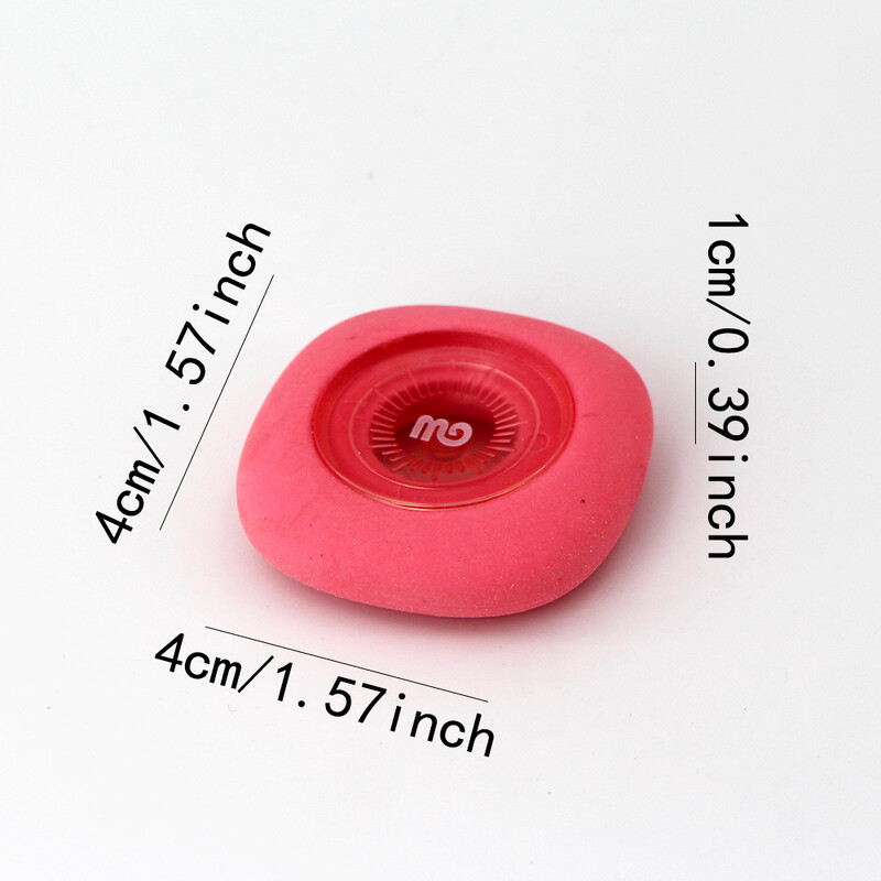 Keturių spalvų kvadratinis trintukas, puikiai atrodo ir patvarus, gerai nusitrina, puikiai tinka studentams