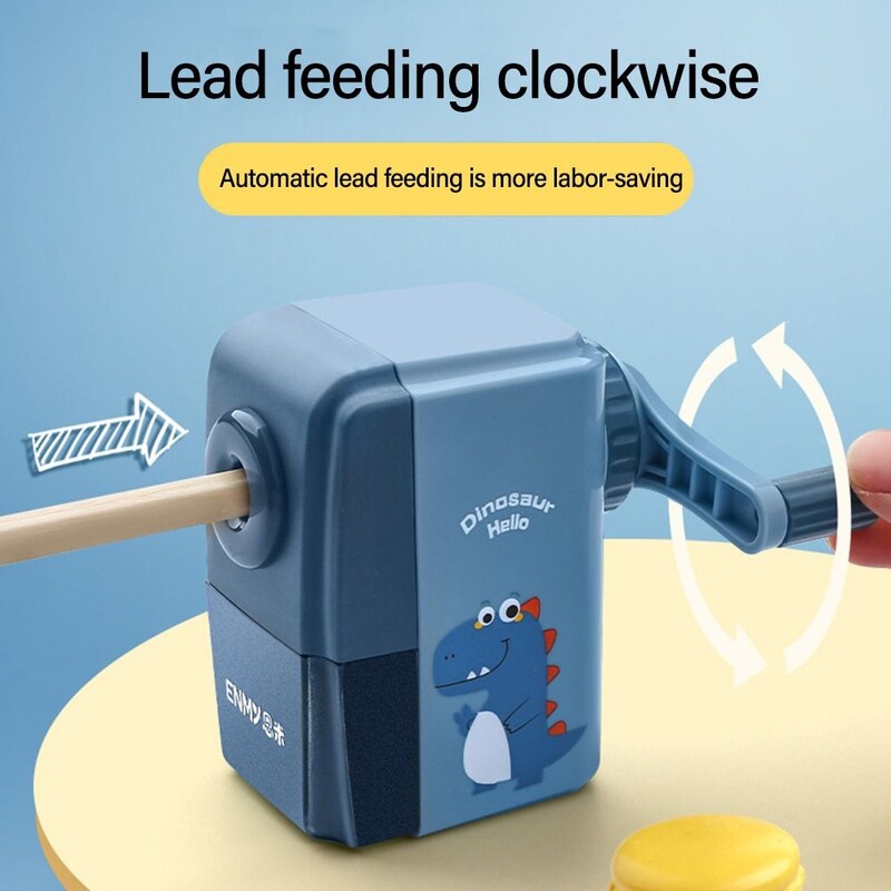 Käsivändaga armas dinosauruste/astronautide mehaaniline pliiatsiteritaja siseneb automaatselt plii multifilmi kirjatarvete kontorikooli