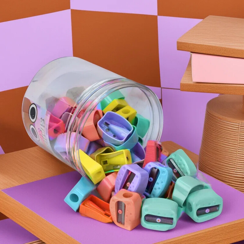 Uued 56 tk Student Office'i tarvikud armas mini macaron värvi plastikust väike pliiatsiteritaja 1804-229