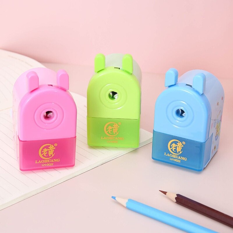 Automatiškai įeina švino rankinis pieštukų drožtuvas.