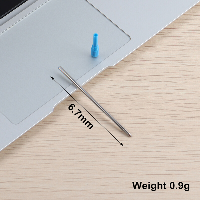 20 tk/partii hulgimüügi pastapliiatsi täitmine 0,7 mm pikkus 8,2 cm lühikese sinise ja musta tindiga 82 mm asenduspliiatsid kooli jaoks