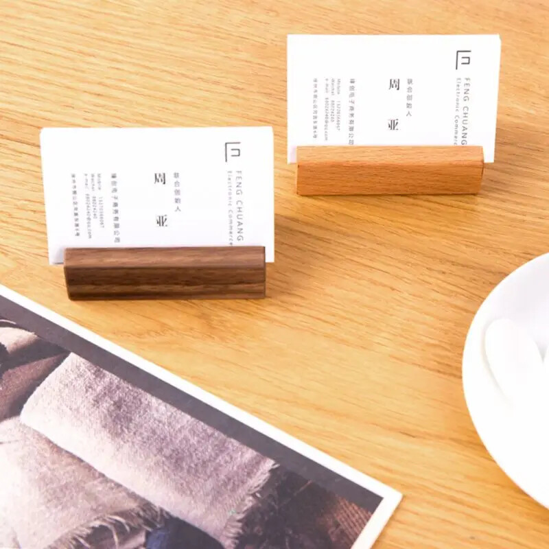 Suport pentru cărți de vizită din lemn de nuc negru de fag Birou de birou Suport foto din lemn Agrafe de memorare pentru nume Depozitare Decor pentru petreceri