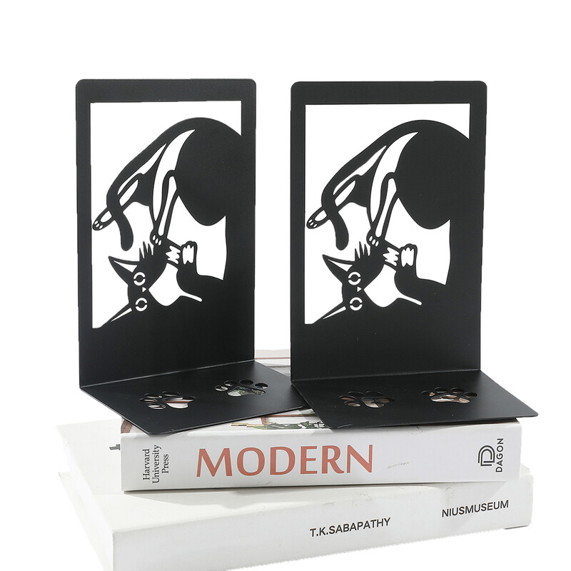 2 tk. Stiilis musta kassi raamatuotsad, rasked raamaturauad, raamatuotsad, kingitus raamatuarmastustele. Kodune töölaud raamaturiiul Kontoritarbed, alus, triikraud