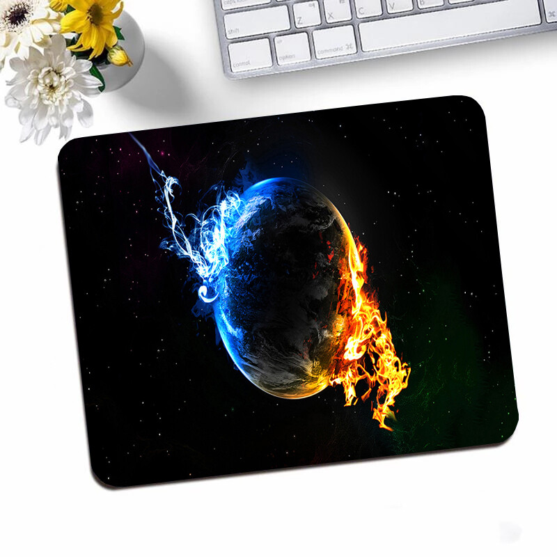 Galaxy Small Gaming Mouse Pad Deskmat Gumena podloga protiv klizanja Anime Mousepad Pc Dodaci Desk Protector Kawaii Slatki jastučići za tipkovnicu