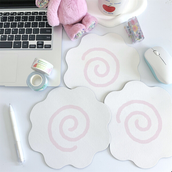 Steve Aesthetic Piele + Cauciuc Alb Floare Forma Tort Pește Mouse Pad Student Desktop Decoration Mat