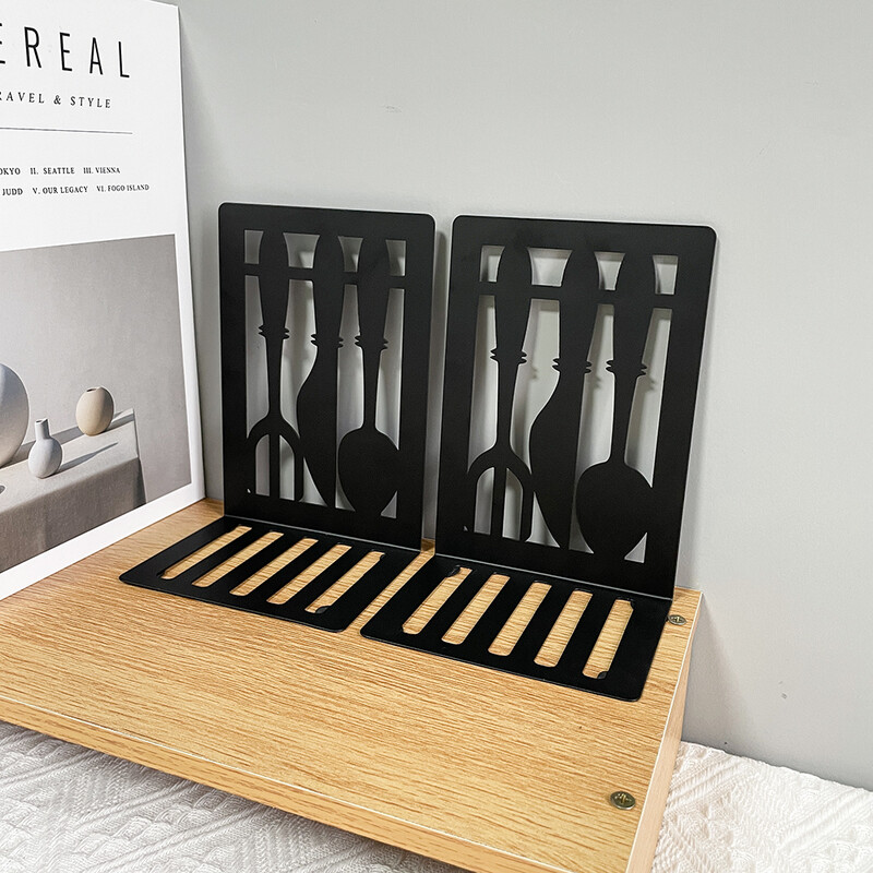 Персонализирани книгодържатели за прибори за хранене Тежки метални книгоразделители Настолни книгоразделители за любители на книги Железен рафт