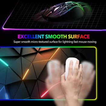 RGB Spectrum Mouse Pad: Εξαιρετικά μεγάλη, λεία επιφάνεια, ιδανική για λάτρεις των Esports και του Gaming